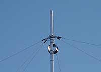 Showing the top of the erected antenna