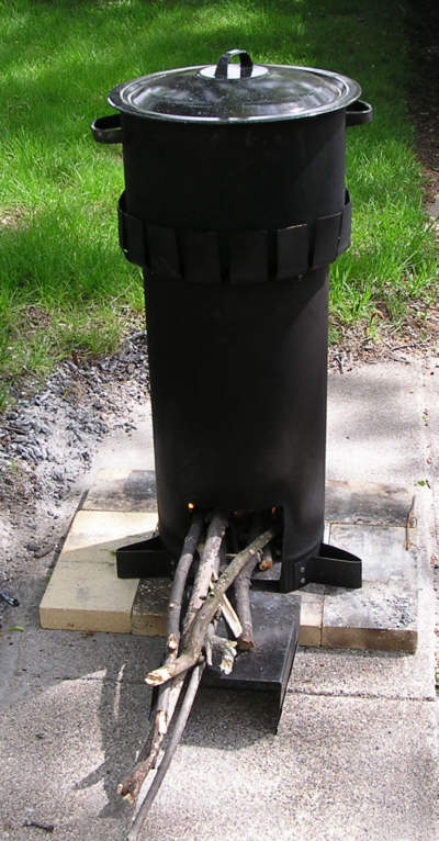 An Experiment with a Rocket Stove