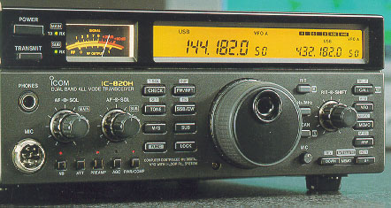 ic820.JPG (50495 bytes)
