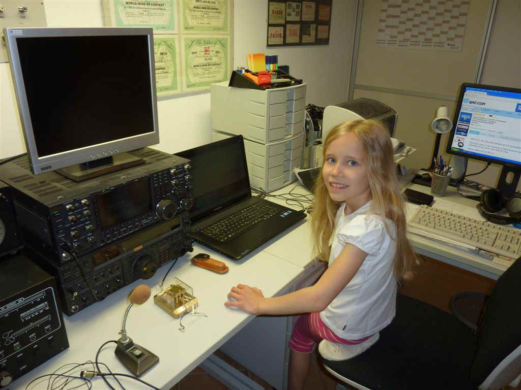 Nele (born 2005) is using DE1NBK and DN3CX