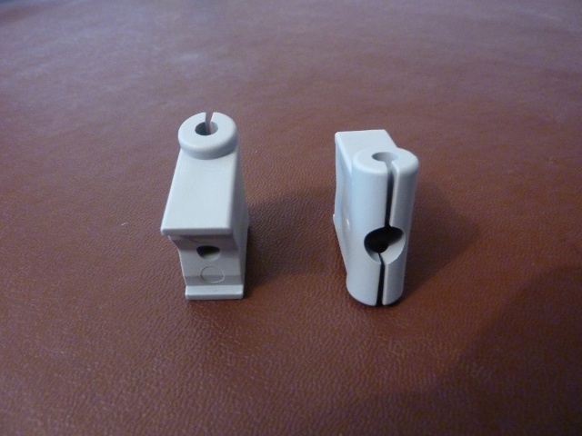 Element mounting clips