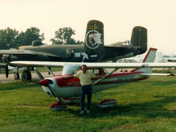 Paul and N5913G w/B25