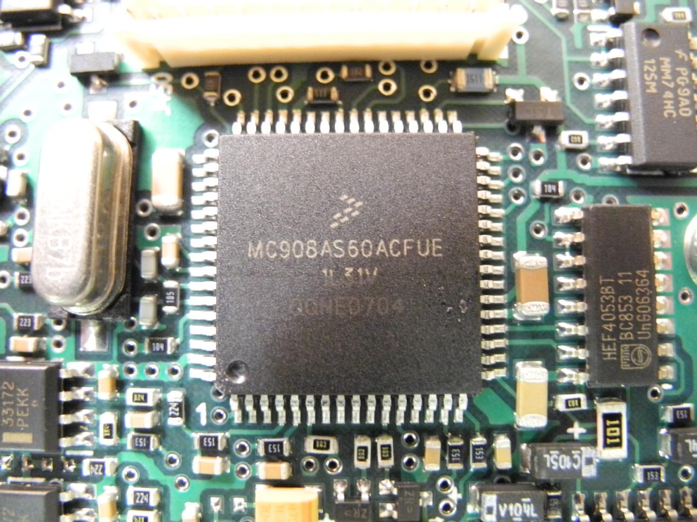 Freescale MC908AS60ACFUE. 