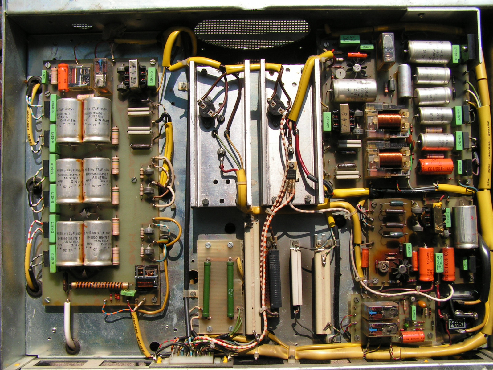 Sailor N1400 inside under view