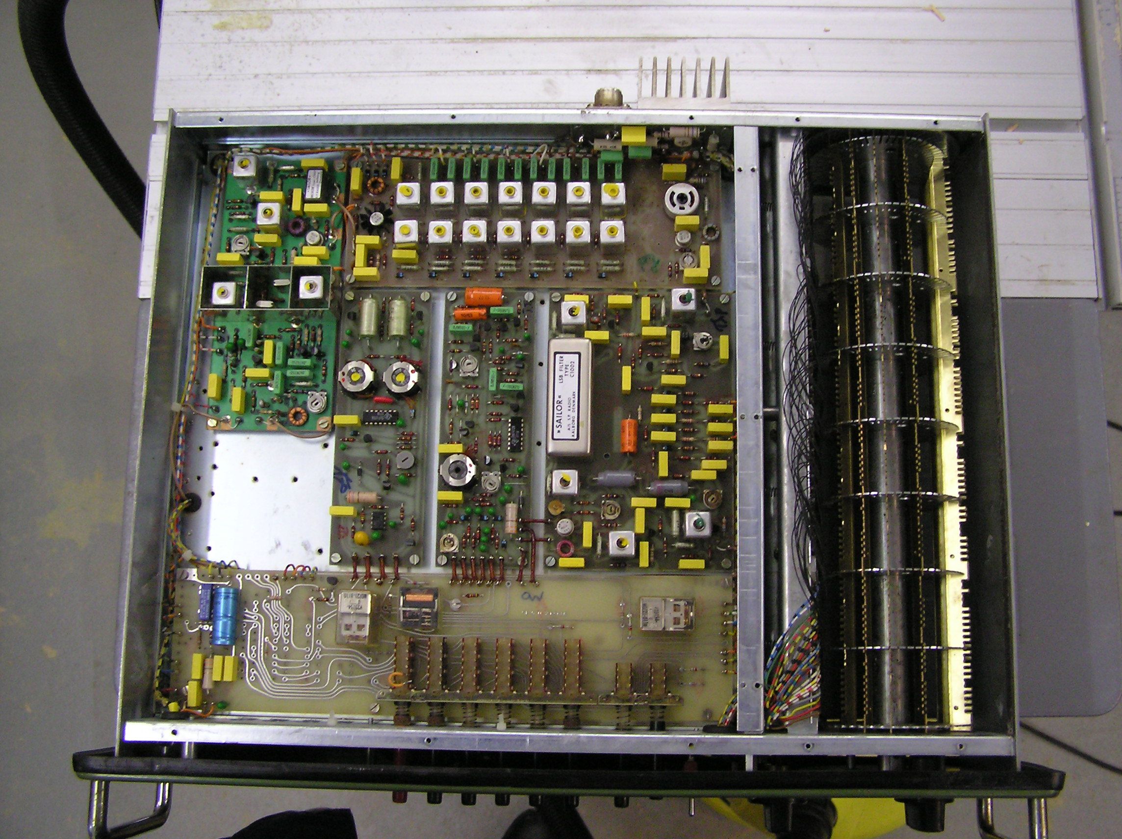 Sailor S1300 inside under view