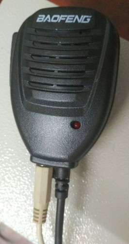 Cable plugged into Mic