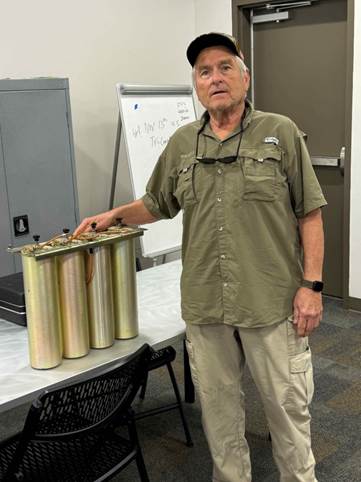 A person sitting on a bench

Description automatically generated